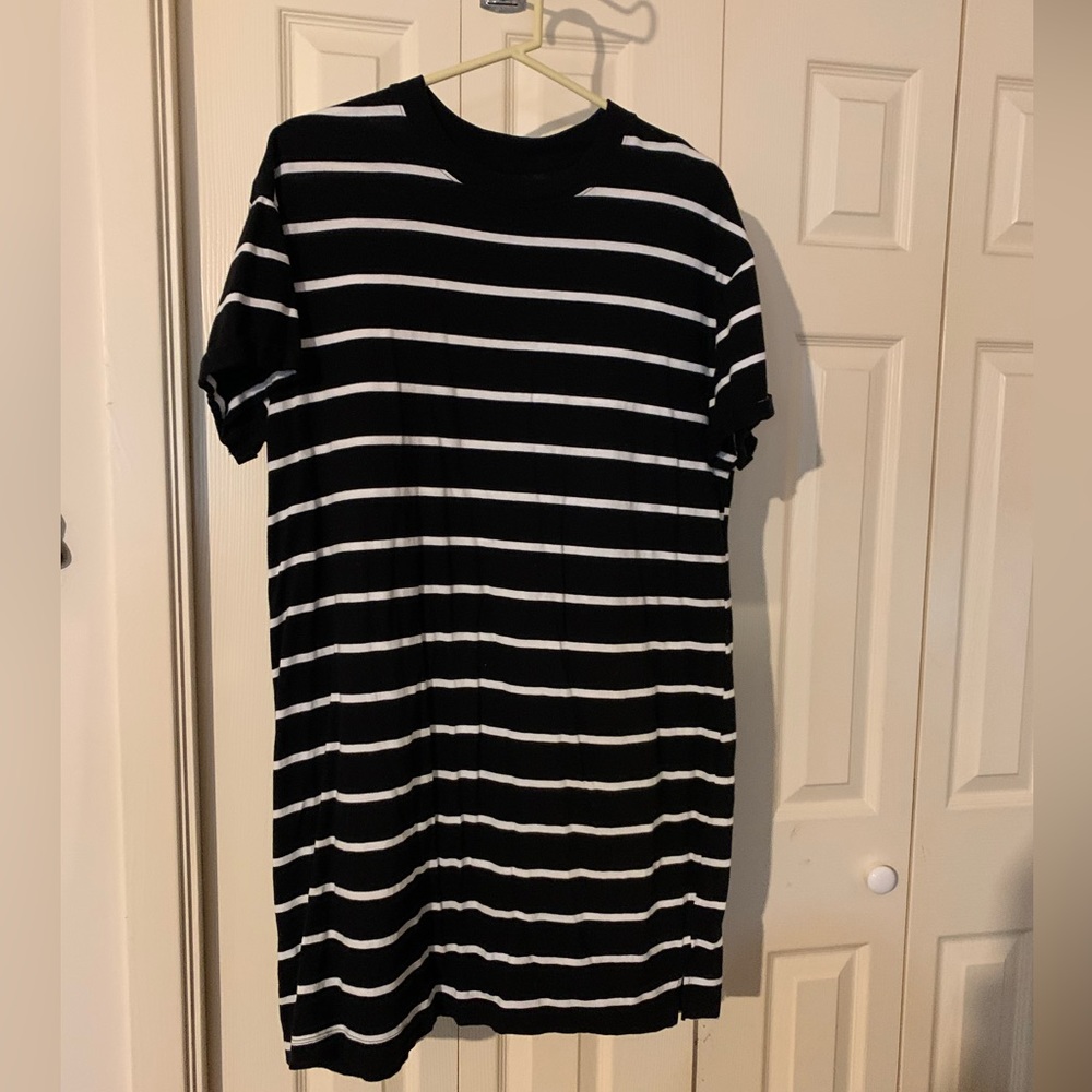 Time&Tru black and white striped T-shirt dress, size XL